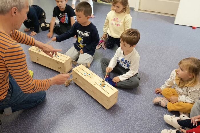 Fifi intervention musicale le 23 octobre 2025